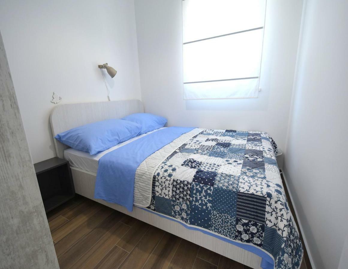Apartments Medna Čižići エクステリア 写真