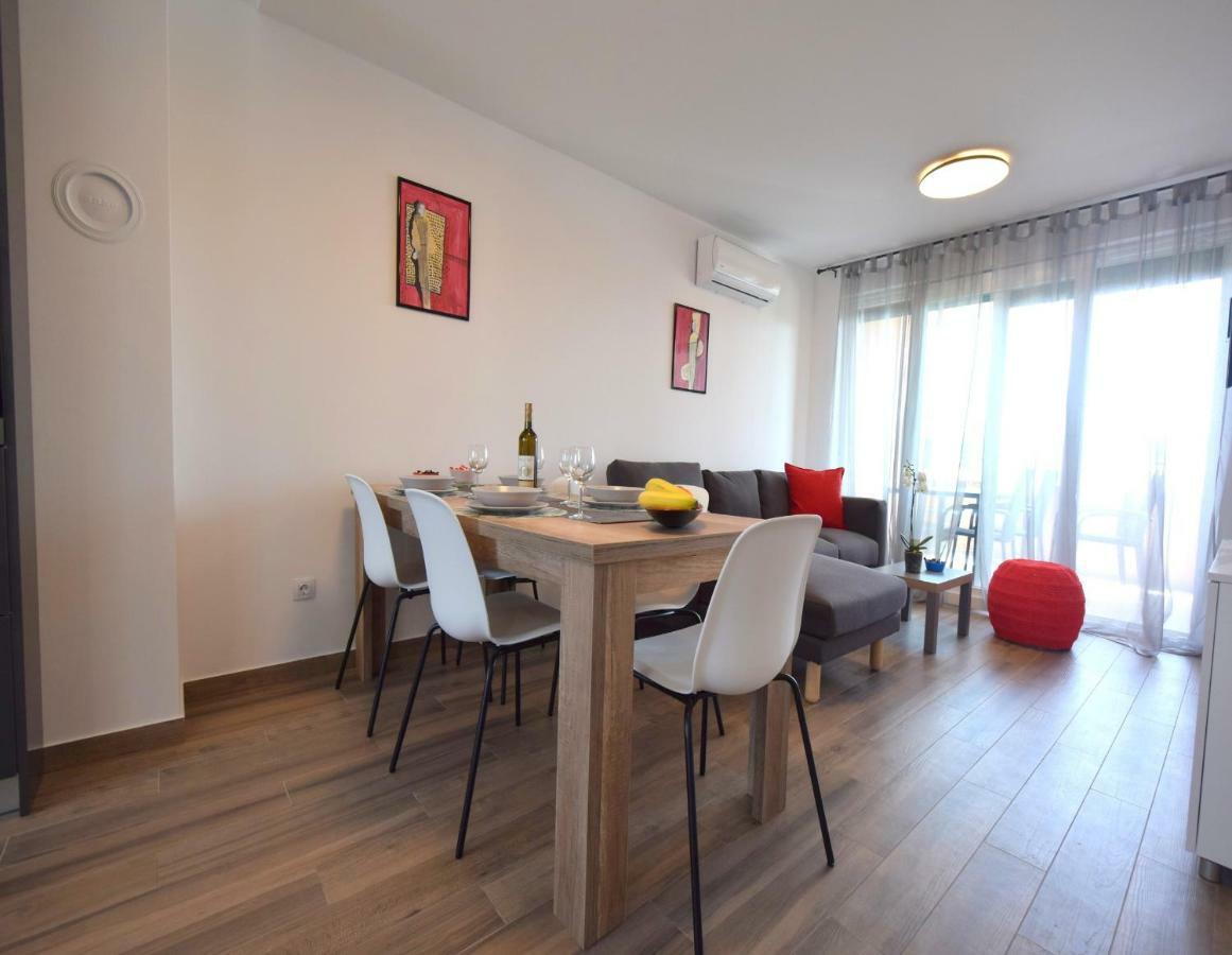 Apartments Medna Čižići エクステリア 写真