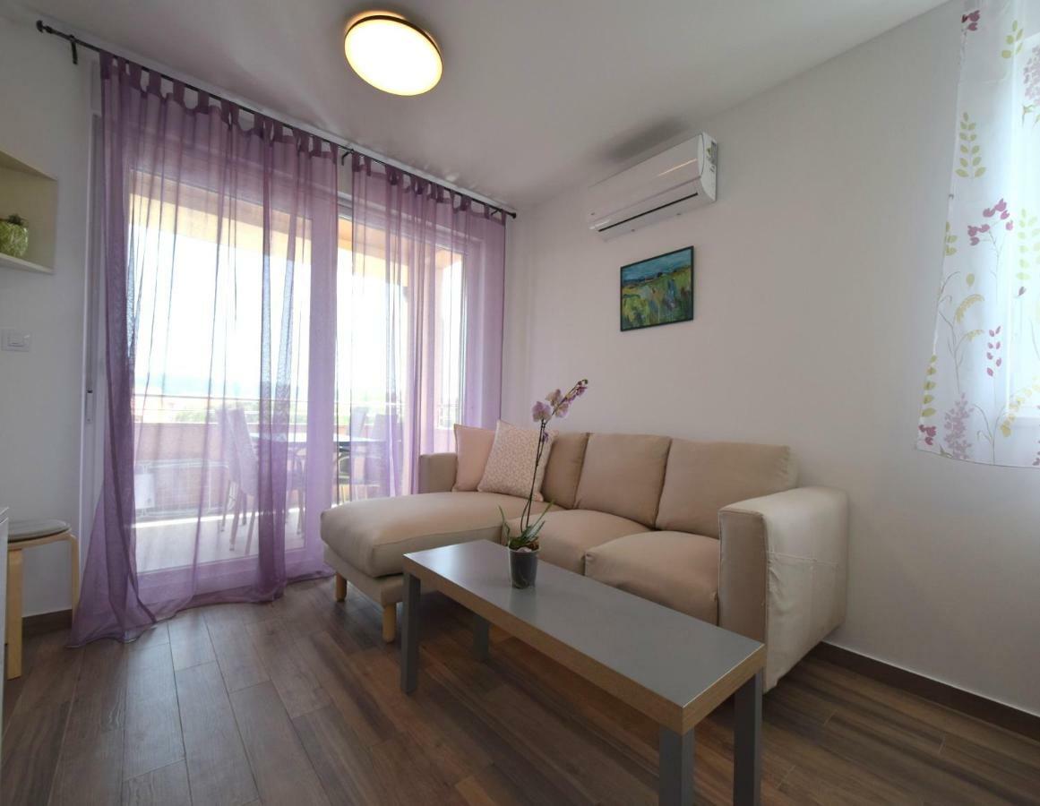 Apartments Medna Čižići エクステリア 写真