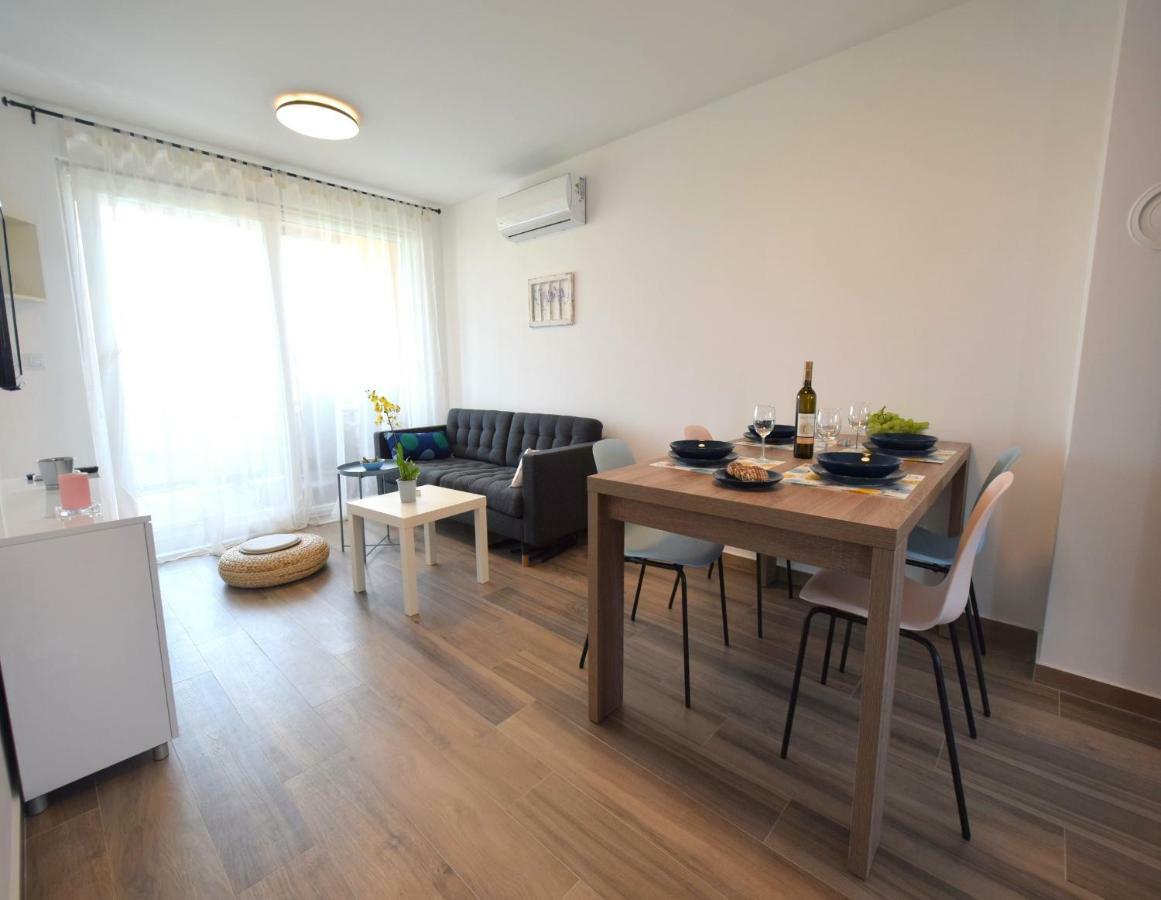 Apartments Medna Čižići エクステリア 写真